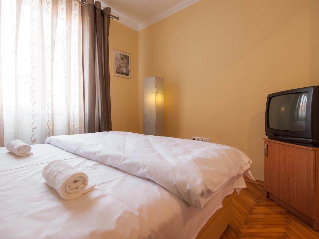 Like Hostel TTchernivtsi Chambre photo